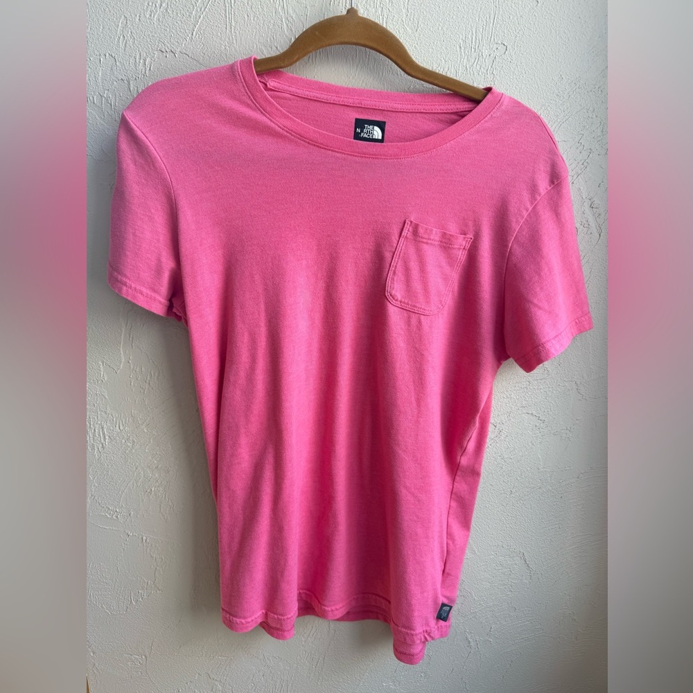 Girls/Kids Pink The North Face t-shirt - Size Girls 18